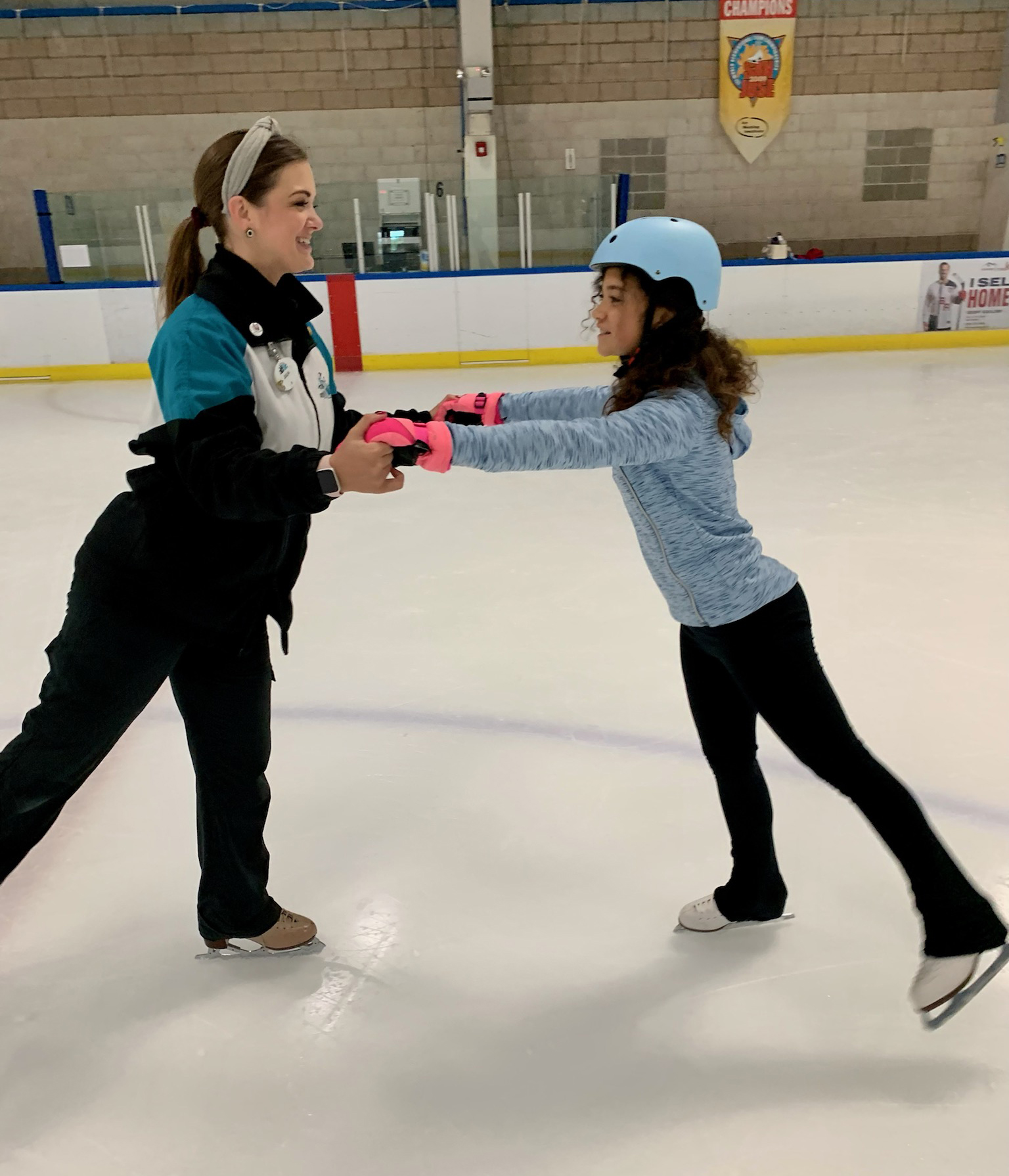 Learn to SKATE Group & Private Lessons Skatetown Ice Arena Roseville CA